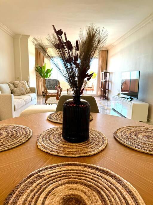 Magna 2 Bed With Speacular Sea Views Appartamento Marbella