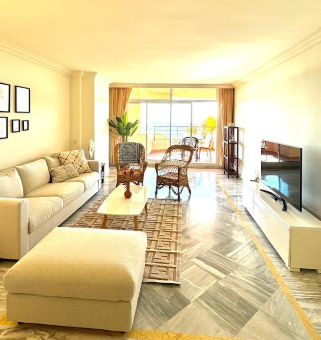 Appartamento Magna 2 Bed With Speacular Sea Views *