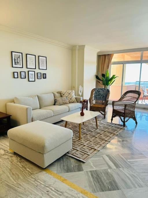 Magna 2 Bed With Speacular Sea Views Appartamento Marbella