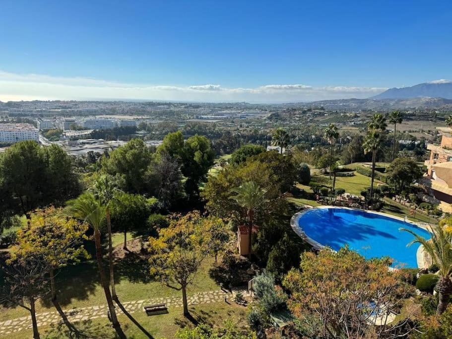 Apartment Magna 2 Bed With Speacular Sea Views Marbella