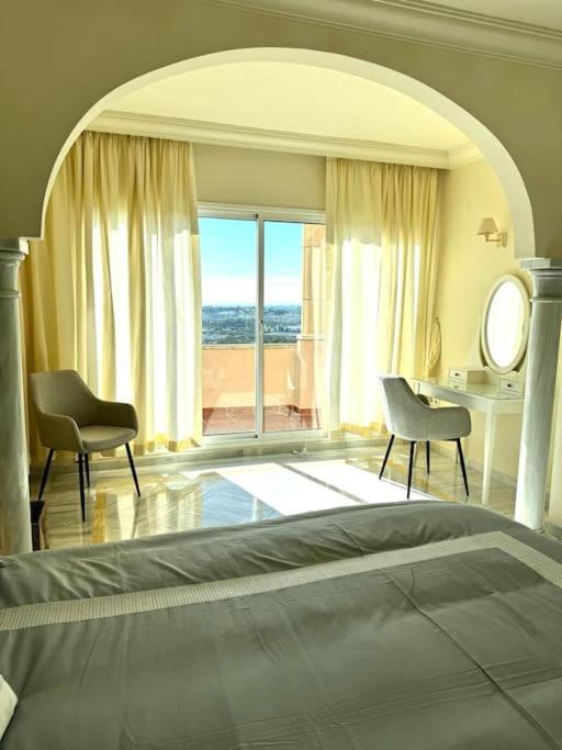 Apartment Magna 2 Bed With Speacular Sea Views